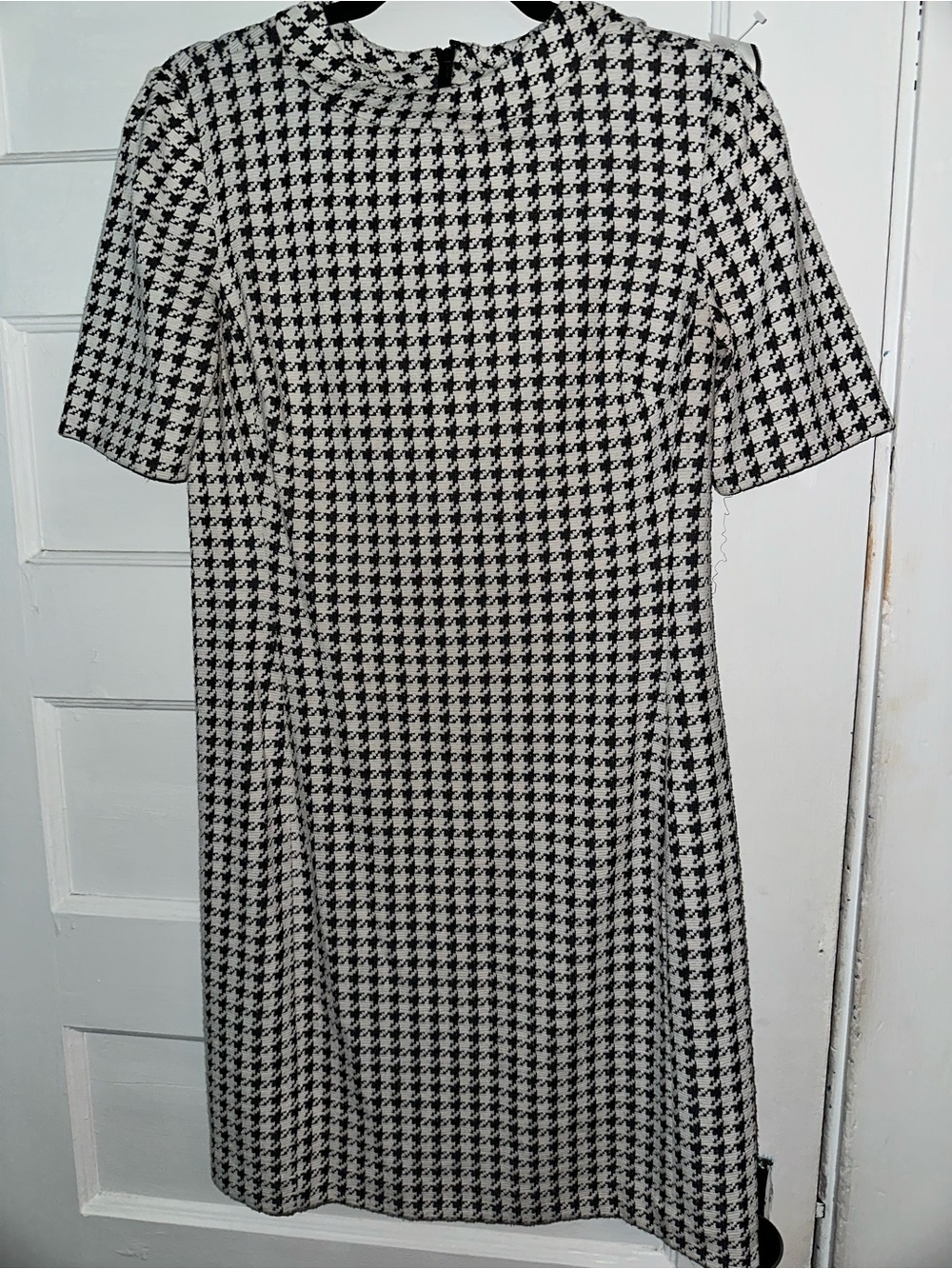 Chaps Black & White Houndstooth Midi Dress